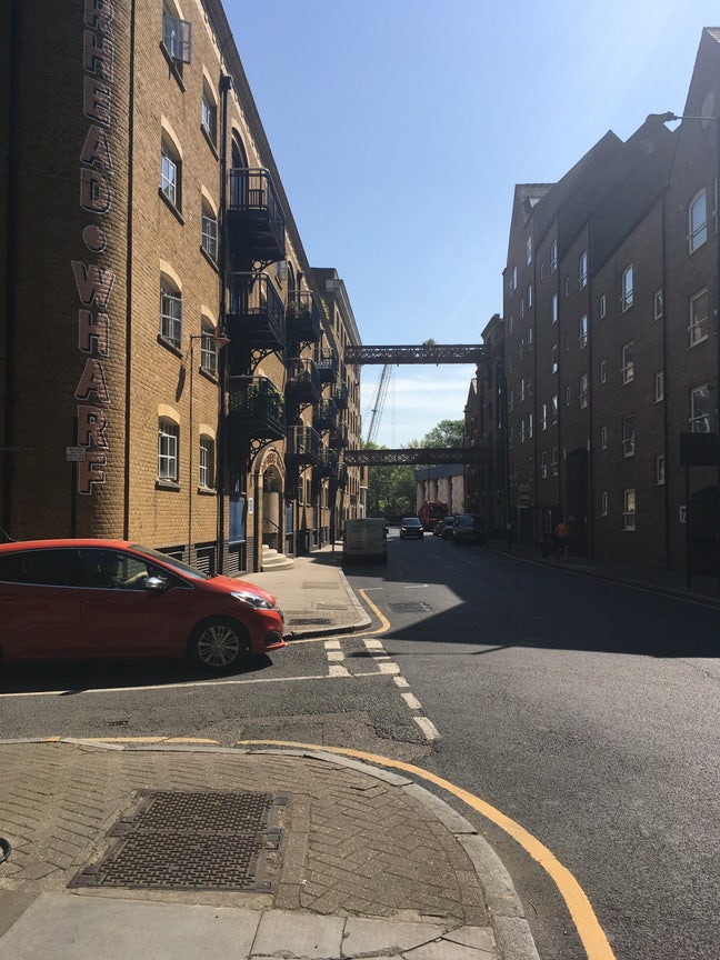 Wapping: Beautiful Riverfront Flat - Sole Use Main Photo