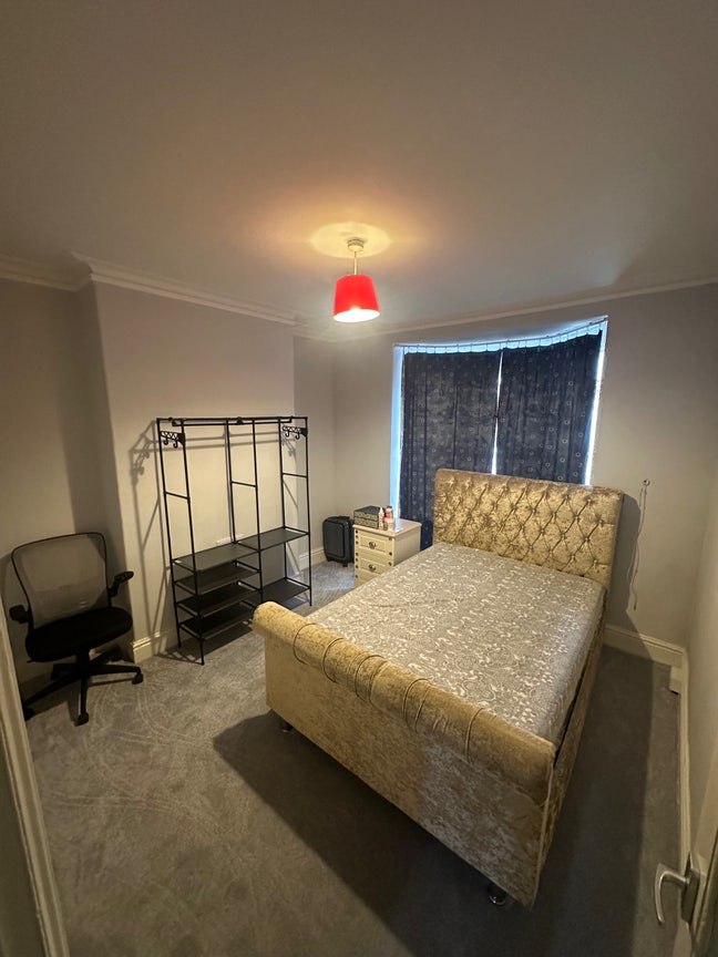 Double Bed Room - Furnished - All Inclusive Main Photo