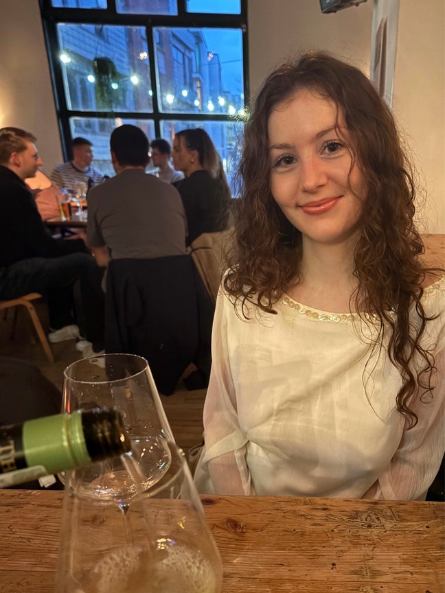 Looking for a room/flat mate in the city centre  Main Photo