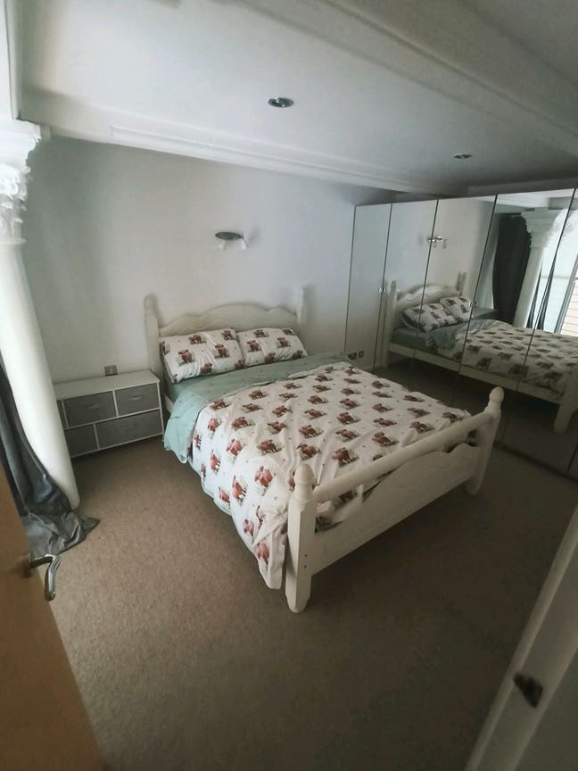 2 bedroom apartment near central Glasgow Main Photo
