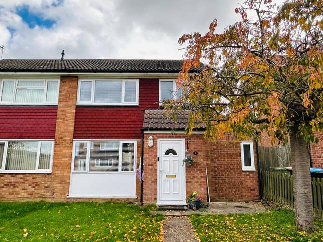 Dbl room with own shower room in quiet arwa. Main Photo