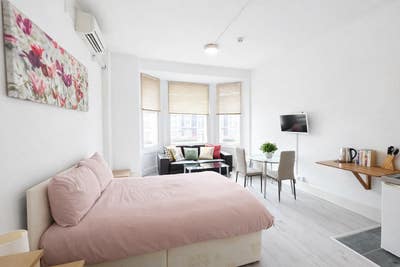 Large Studio with Air-Conditioner in South Ken Main Photo