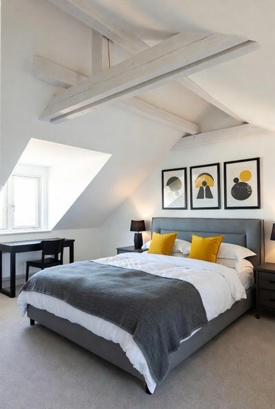 Beautiful Single or Couple rooms available Now Main Photo