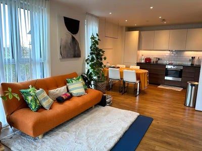 2 bedroom flat available to rent in Alperton HA0  Main Photo