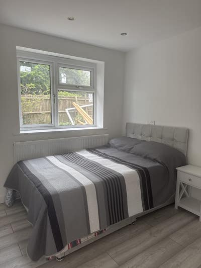 Self-Contained Studio  Main Photo