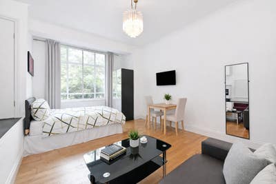 Large Double studio Academic Year 2025/26 SW5 Main Photo