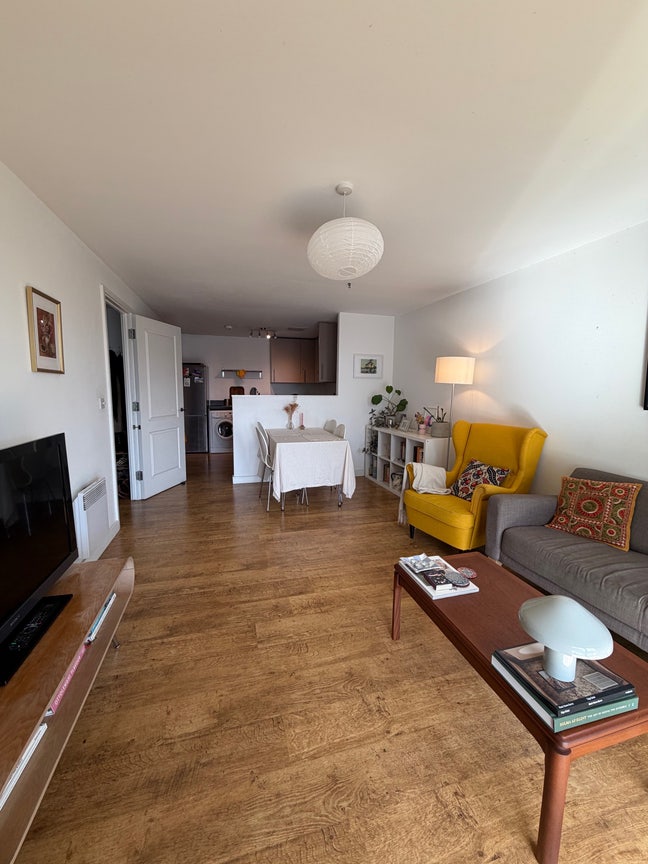 Double room + balcony in Mile End/Bethnal Green Main Photo