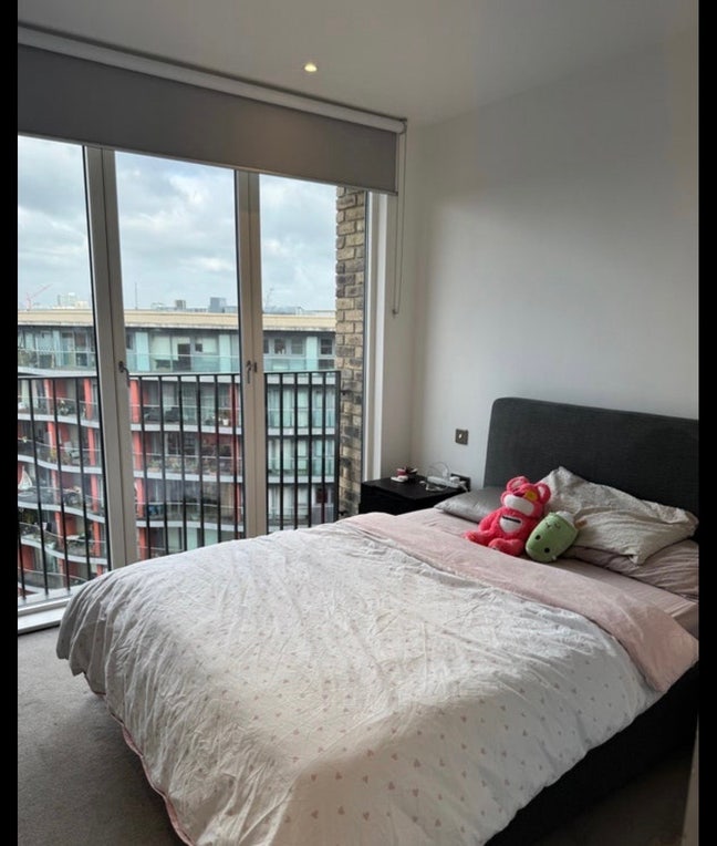 Short Let room available in Canada Water  Main Photo