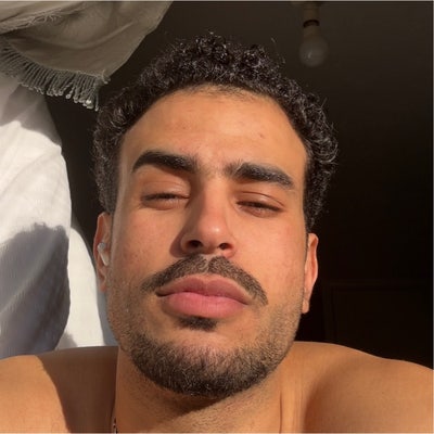 27 year old Male seeks a double room Main Photo