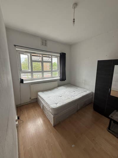 Furnished Double Room - Bills Included Main Photo