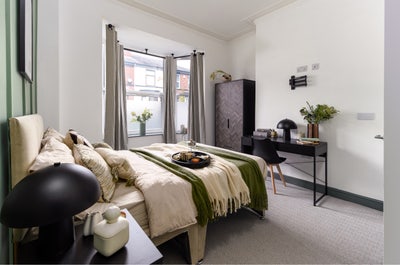 Stunning Ensuites  | 2 Weeks Rent Free | Bills Inc Main Photo