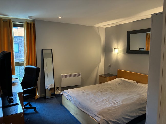 Ancoats - En Suite Double Bedroom - No D Main Photo