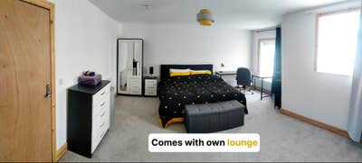 2-Room Suite Bedroom + Lounge, Bath, Bills Inc Main Photo