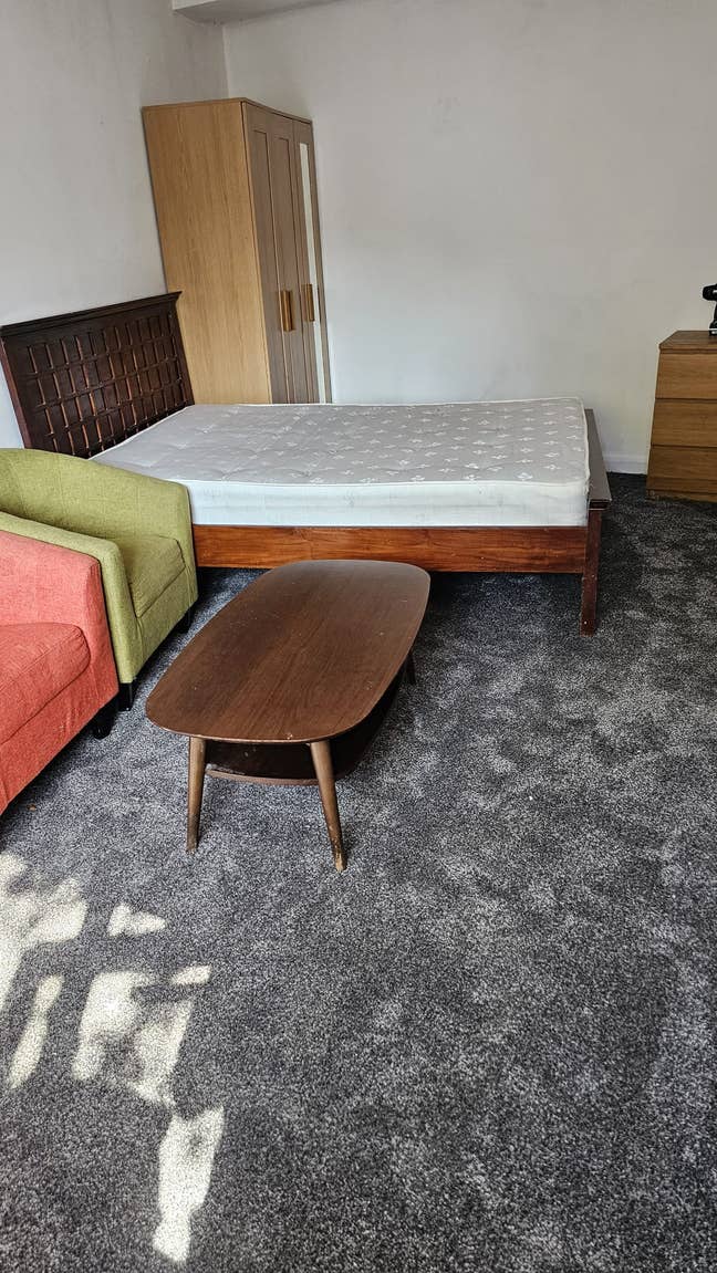 Studio Apartment | MK6 5DB | All Bills Included Main Photo