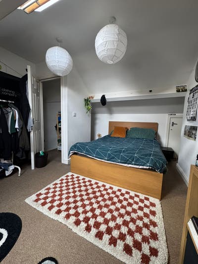 Double Room in 2 Bed Flat - Clifton/Henleaze Main Photo