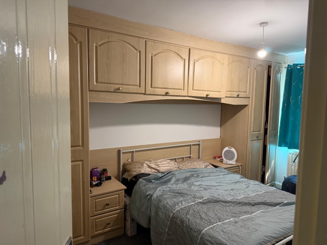 Double Bedroom Near Salford Royal Hospital Main Photo