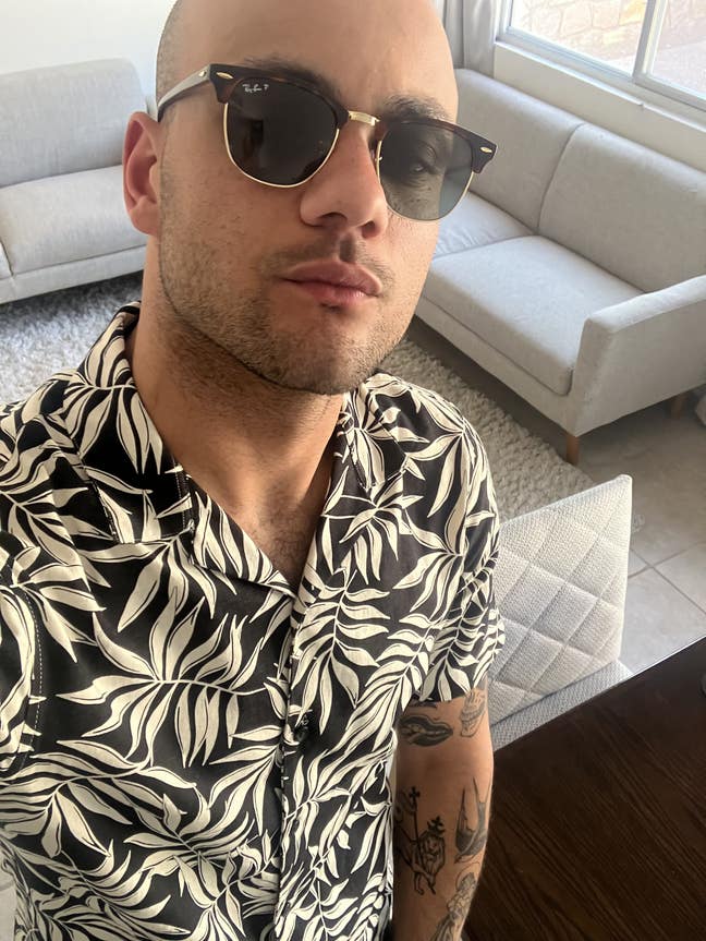 I am a professional male  aged 31 looking for... Main Photo