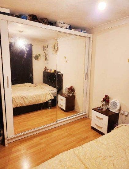 Large Room Available - RM6 4BT Main Photo