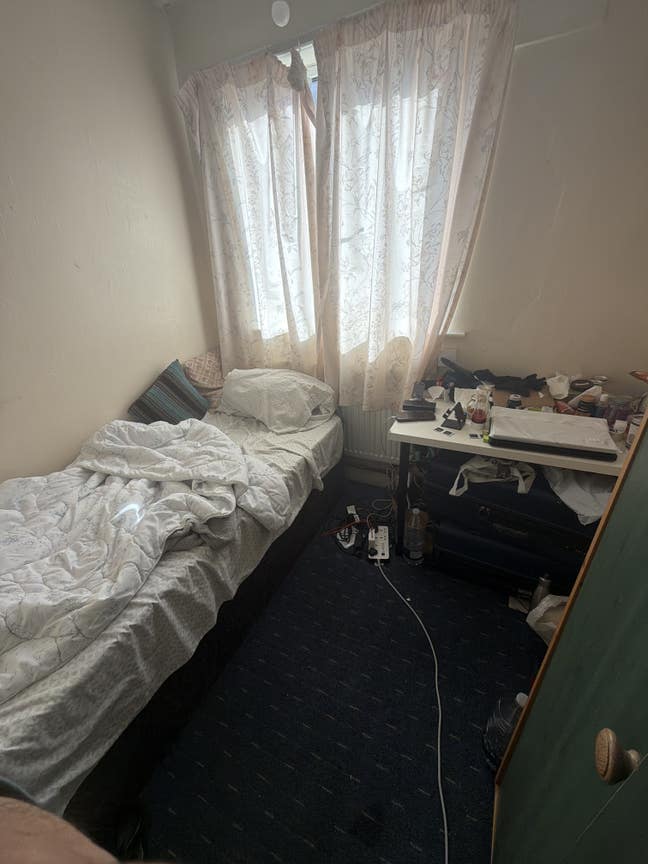 Single Room Available Main Photo