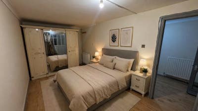 Double Bedroom to Rent in Woolwich Main Photo