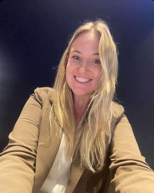 Friendly Young Professional Seeking Room ✨ Main Photo