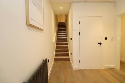 🏡 2 Rooms Available with 2 Bathrooms!!  Main Photo