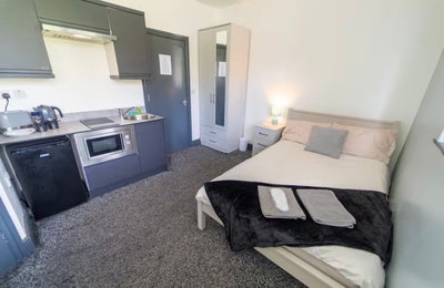 On Offer 🔥 Studio Next to Uob and Qe Main Photo