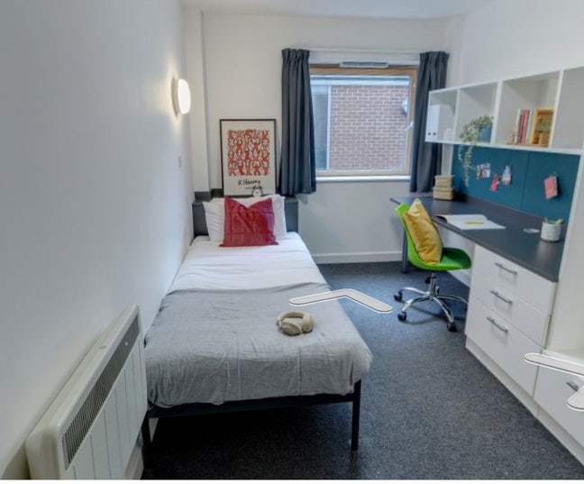 Fitzroy Court  Main Photo