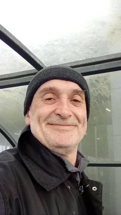 Hi looking for a room Main Photo