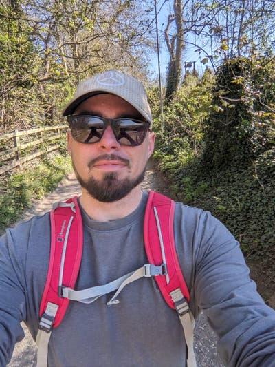 Professional Male seeks a double room Main Photo
