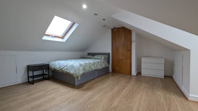 🏡 Newly Refurb Double w/ Living Rooom & Garden Main Photo