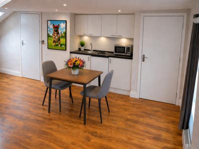 New Studios - 20Mins to London Bridge Main Photo