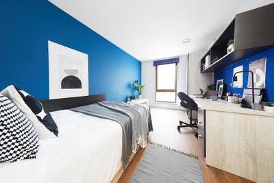 Tudor Place- Ensuite Room-Tenancy Takeover Chester Main Photo