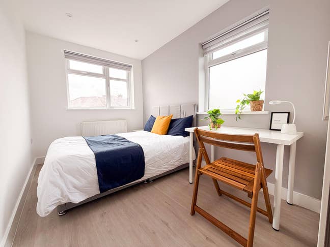 6 En-suite Rooms In North Wembley Main Photo