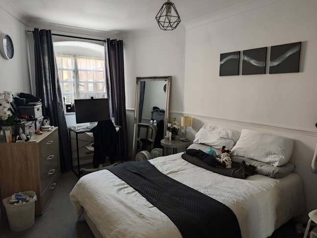 Long term flatmate in Pimlico wanted! Main Photo