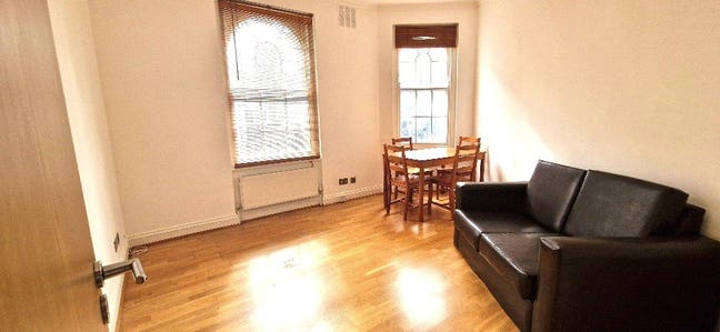 1 bedroom ground floor period conversion  Main Photo