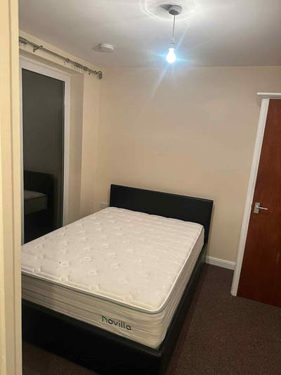 Rental room Bletchley Centre  Main Photo