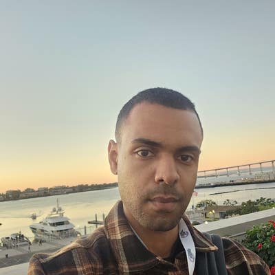 PhD researcher at QMUL seeking room in Whitechapel Main Photo