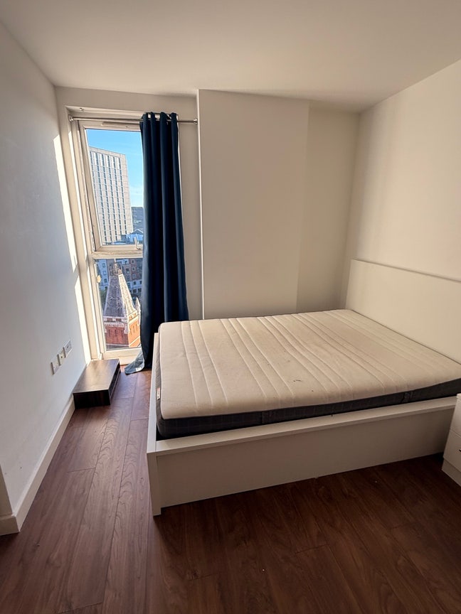 Spacious city centre en-suite available  Main Photo