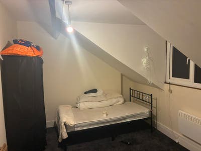Comfortable Room Available in a Great Location  Main Photo