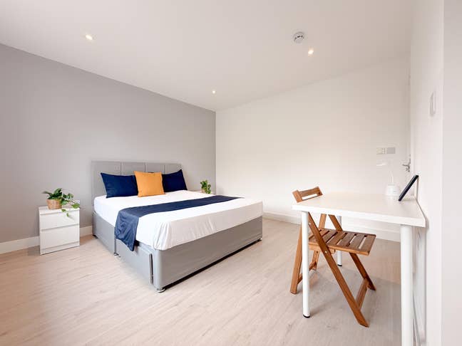 Big Ensuite Room North Wembley-Bills Included Main Photo