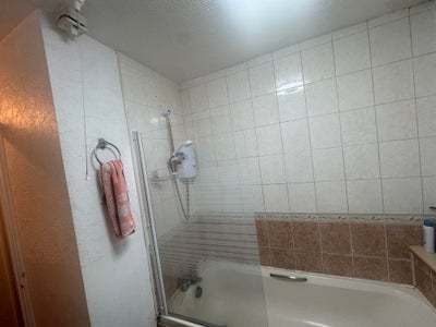 2 bedroom flat  Main Photo