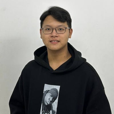 19 year old Male seeks a single or double room Main Photo