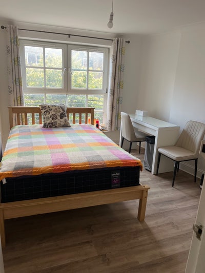 Room available near university  Main Photo