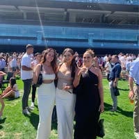 Looking for a flat mate Main Photo