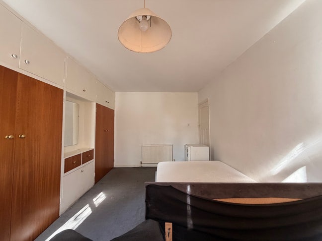 Double bedroom Main Photo