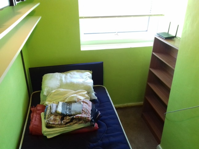 Small room in quiet village including bills Main Photo