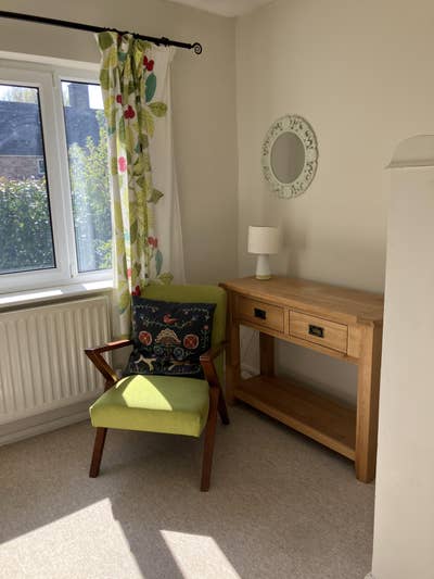 Comfortable single room/bathroom with own entrance Main Photo