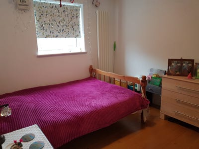 Ensuite double room in impressive house Main Photo