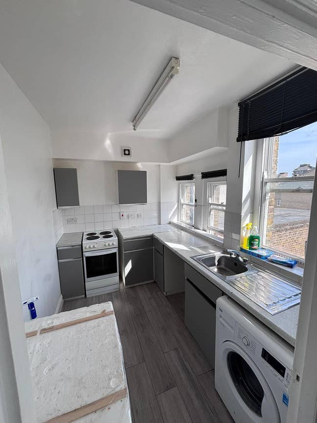 1 Bed flat -  Deptford High Street  Main Photo